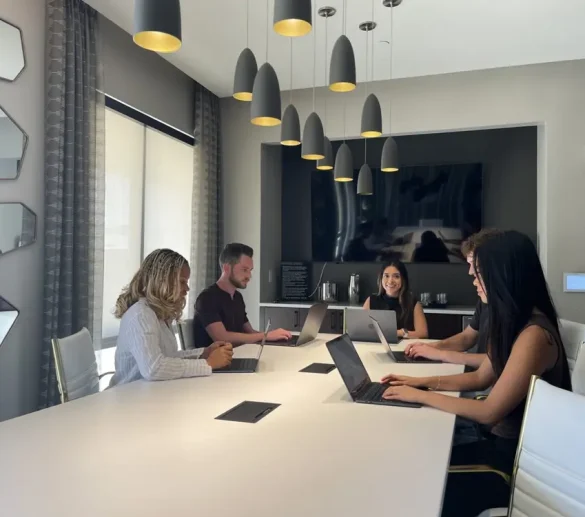 marketing agency meetng